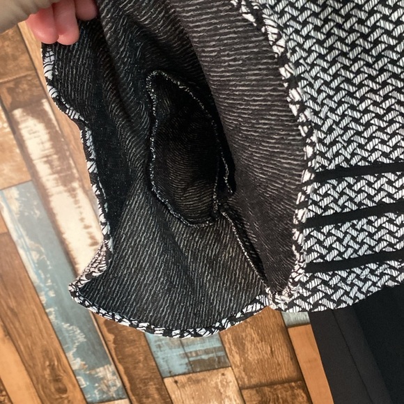 Perceptions small two piece dress jacket set - Picture 7 of 16